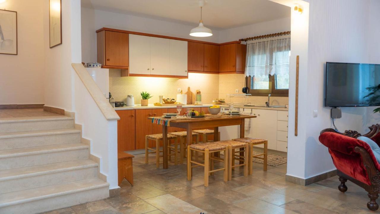 Postmans Apartment Under Meteora Kalampáka Dış mekan fotoğraf