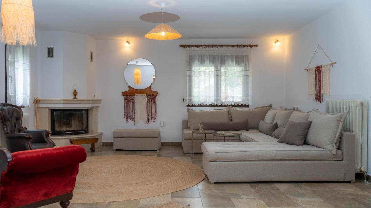 Postmans Apartment Under Meteora Kalampáka Dış mekan fotoğraf