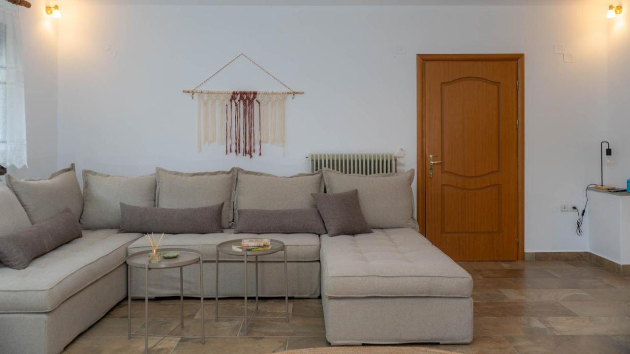 Postmans Apartment Under Meteora Kalampáka Dış mekan fotoğraf